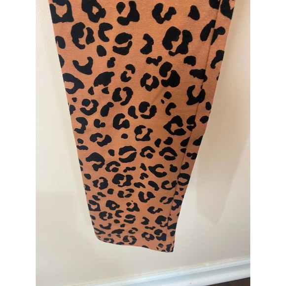 Leopard Leggings High Rise NWT - Picture 3 of 6